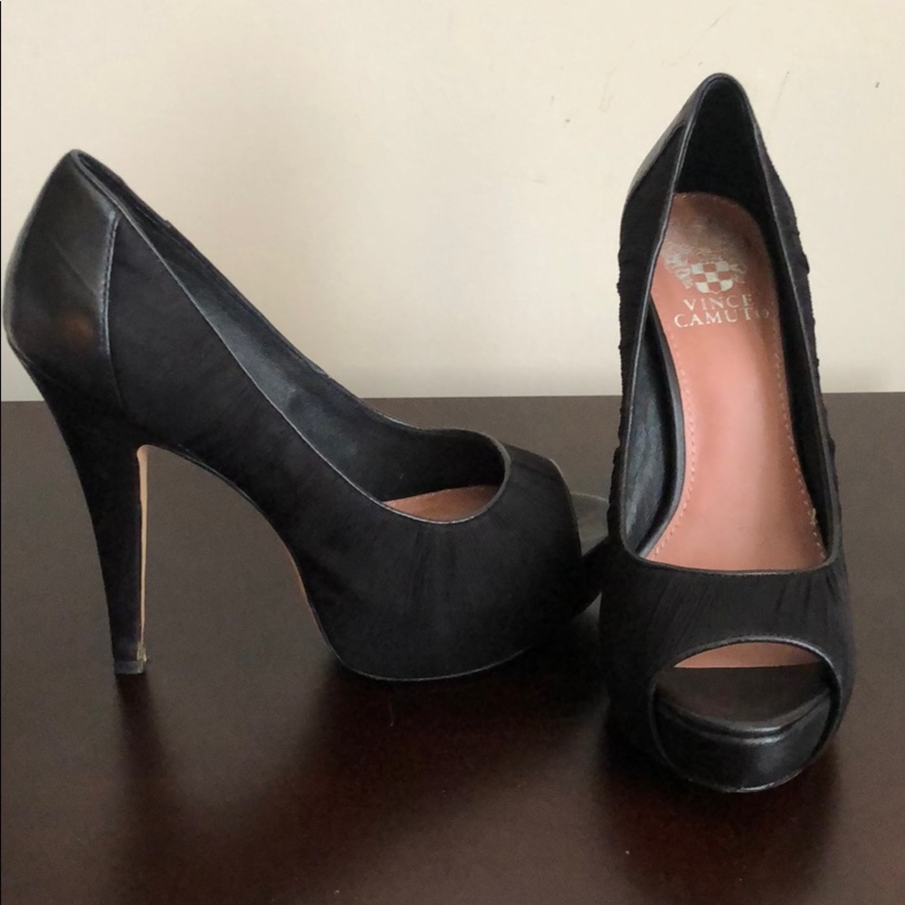 👠 Vince Camuto
